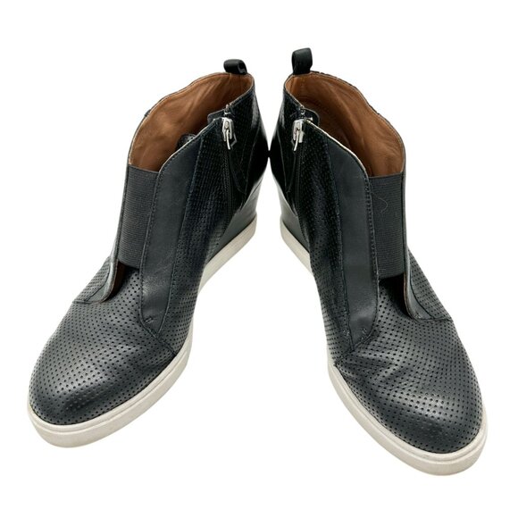 Linea Paolo Wedge Sneaker Womens Size 8M Black Perforated Leather Side Zip - Picture 2 of 11